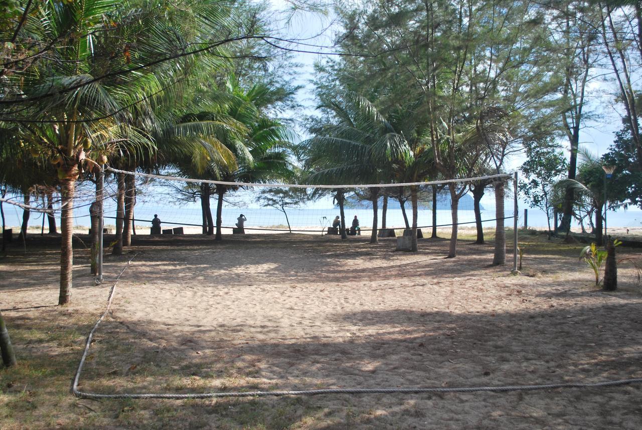 Tanjung Demong Beach Resort Kampung Kuala Besut ภายนอก รูปภาพ